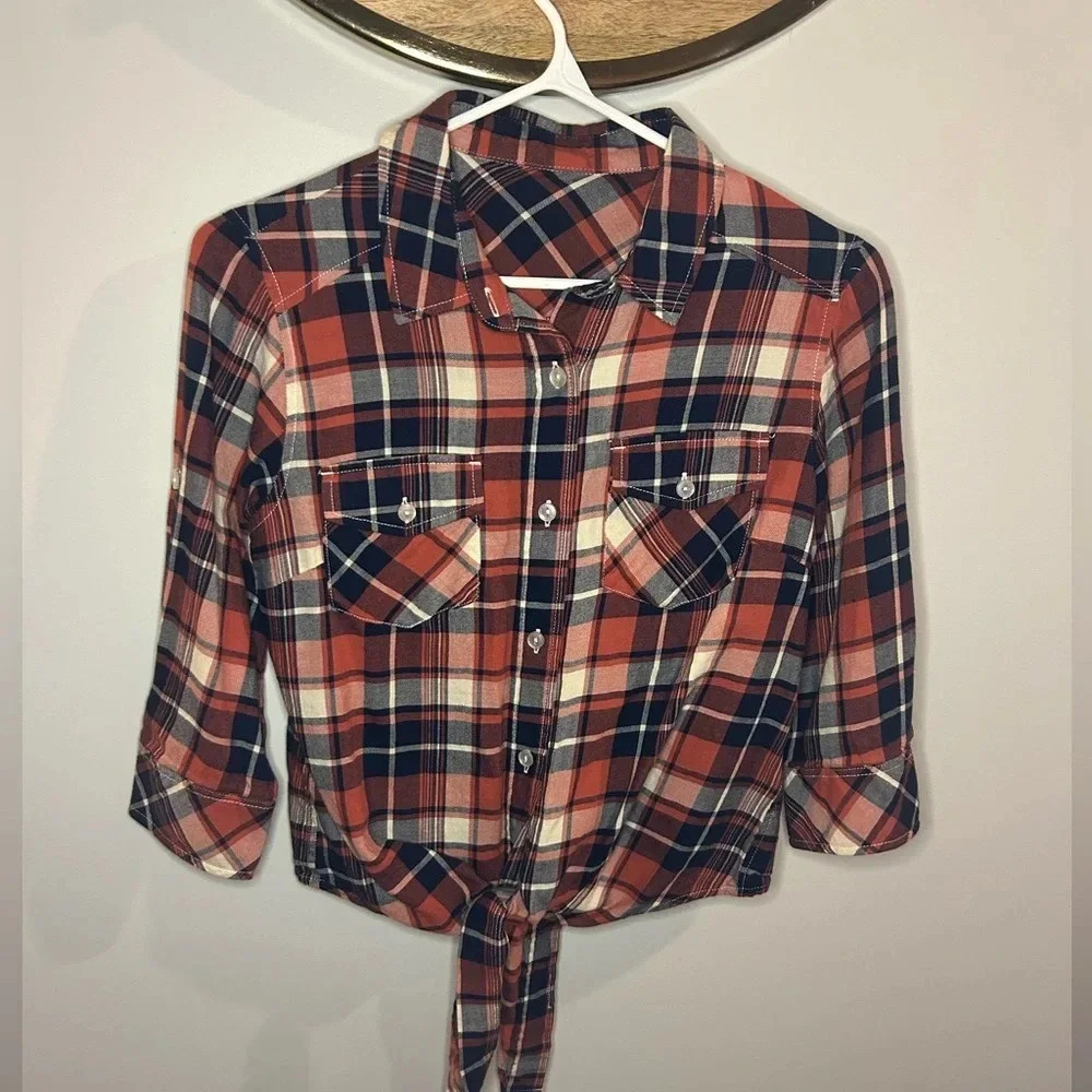 women’s x-small flannel, unknown brand